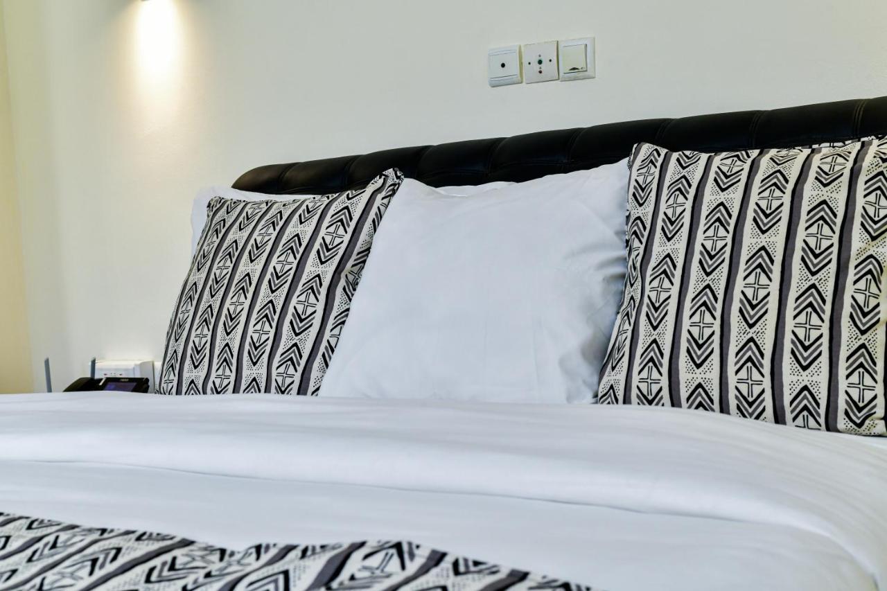Hotel M'Rode Lome Ngoại thất bức ảnh