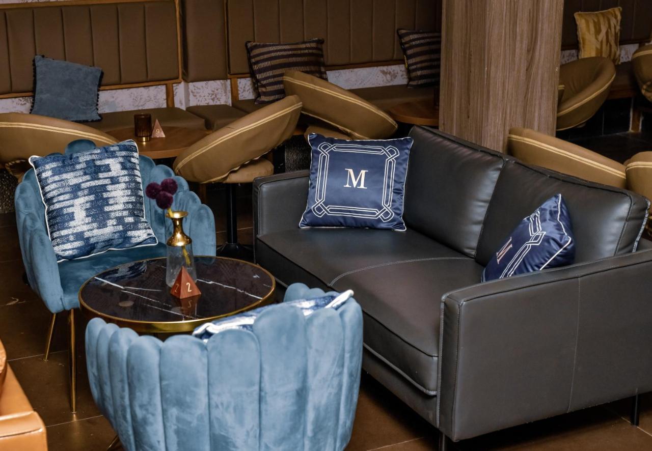 Hotel M'Rode Lome Ngoại thất bức ảnh