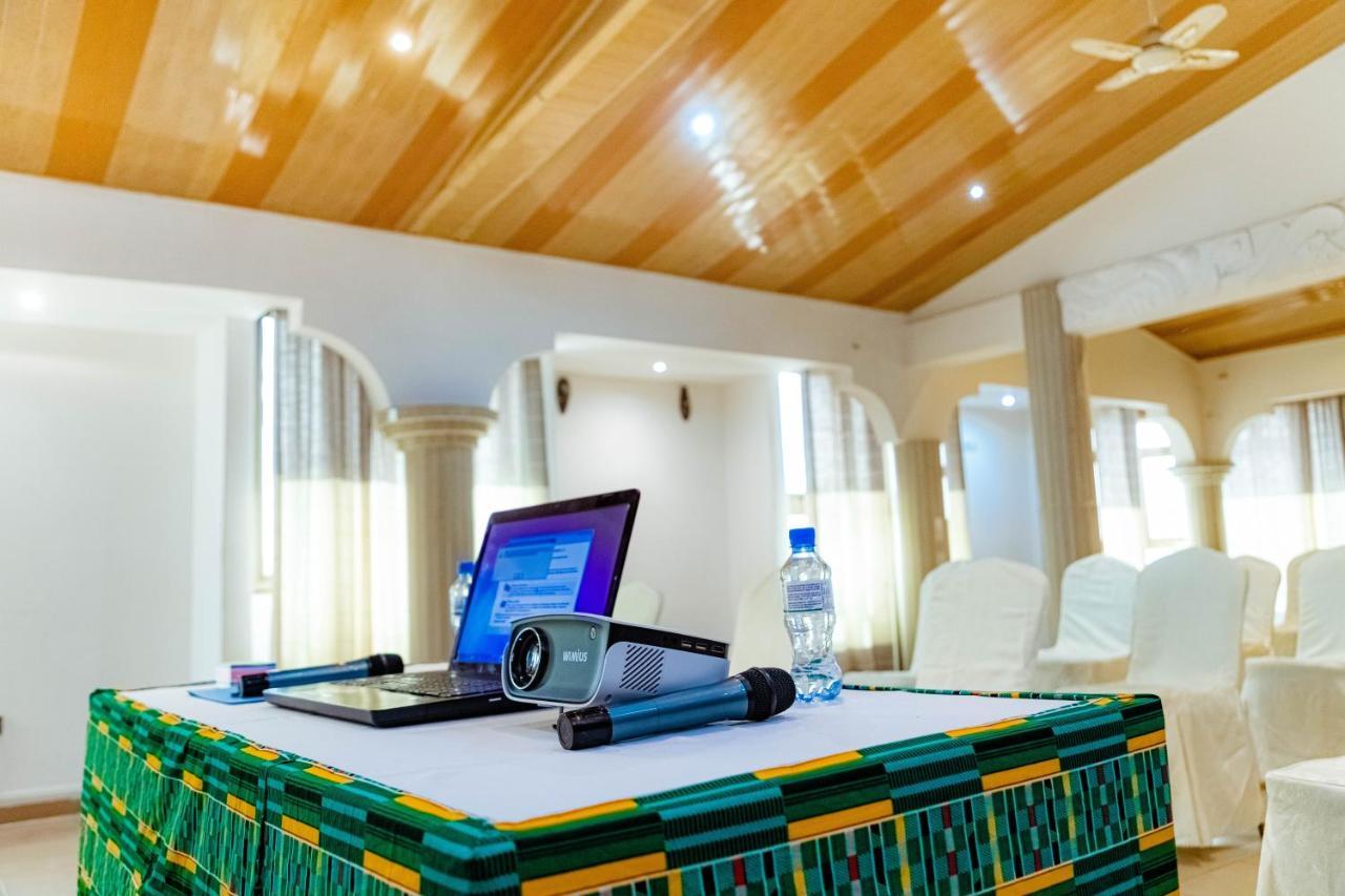 Hotel M'Rode Lome Ngoại thất bức ảnh